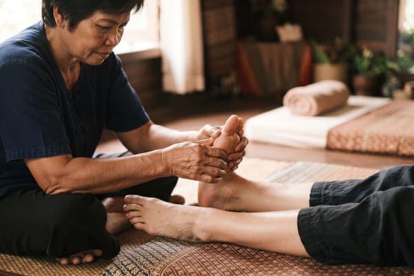 The History of Thai Massage and the Sen Energy Lines